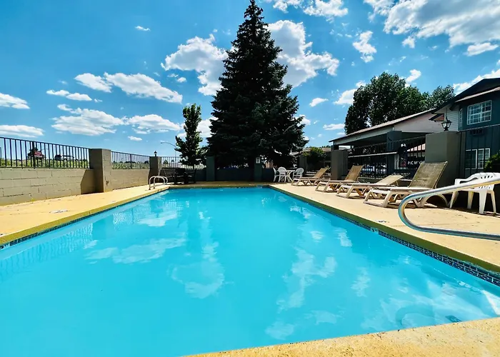 Hotel 6 Az 3*