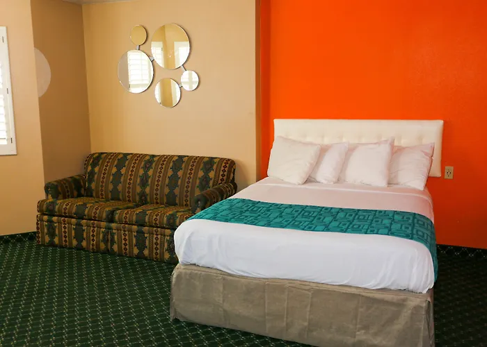 6 Az Hotel 3*